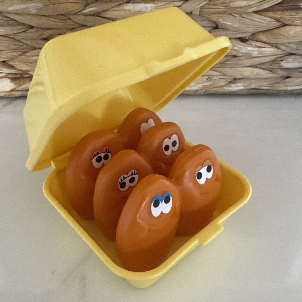 McDonald's Chicken Nuggets Toy‎ with Six Chicken Nuggets Vintage 1988 '80s mcds